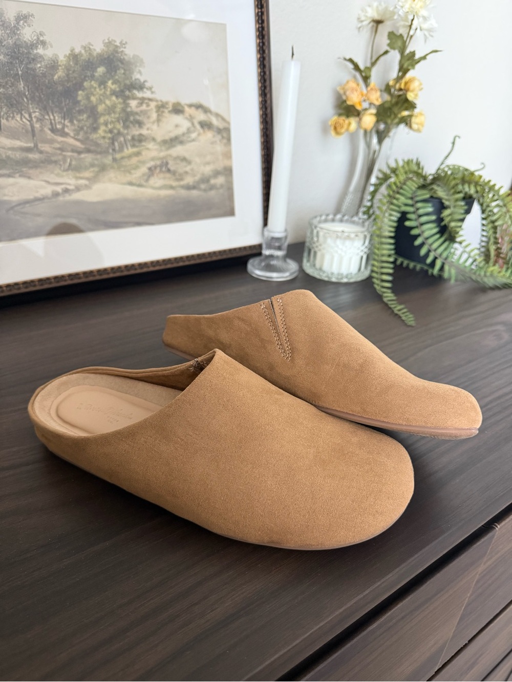 Universal Thread Women’s Brooke Clog - Tan